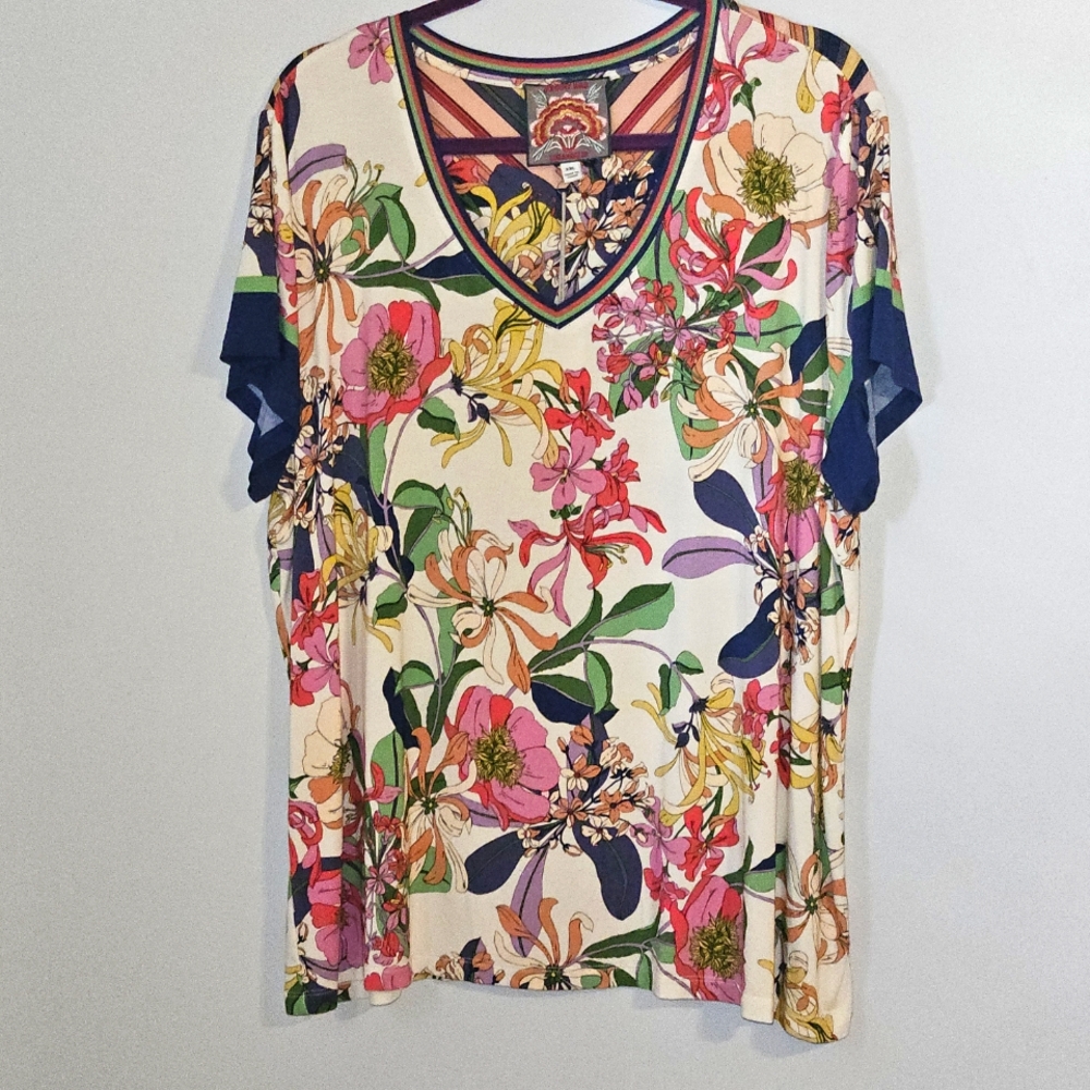 Johnny Was "The Janie Favorite" Top - White/multicolour all-over floral SIZE XXL